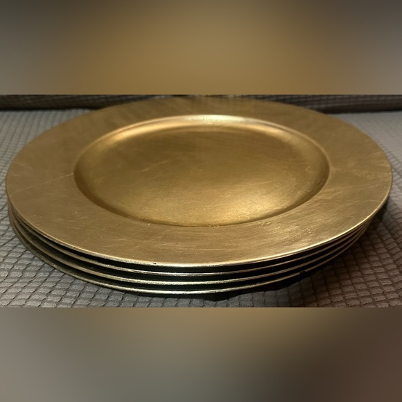SET OF 4 GOLD CHARGER PLATES - Picture 2 of 5